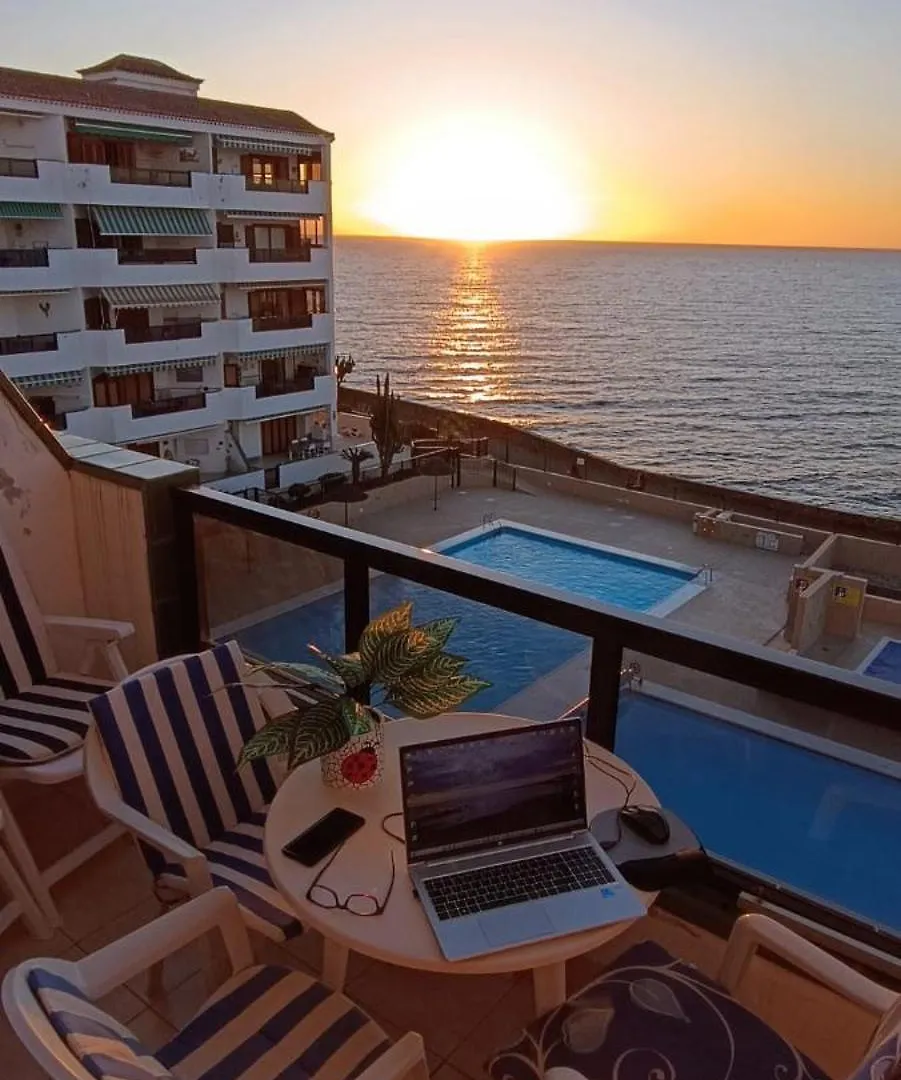 Ladybug Ocean View Apartment Costa Del Silencio
