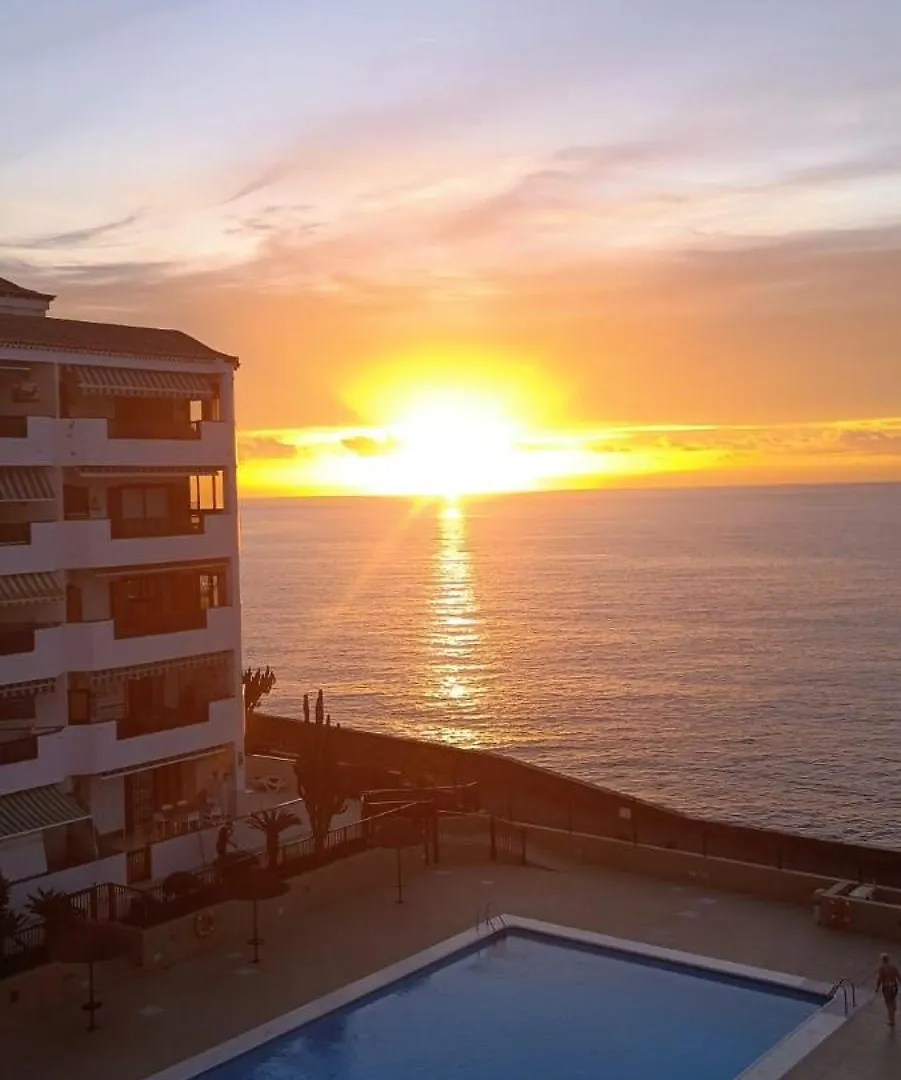 Ladybug Ocean View Apartment Costa Del Silencio