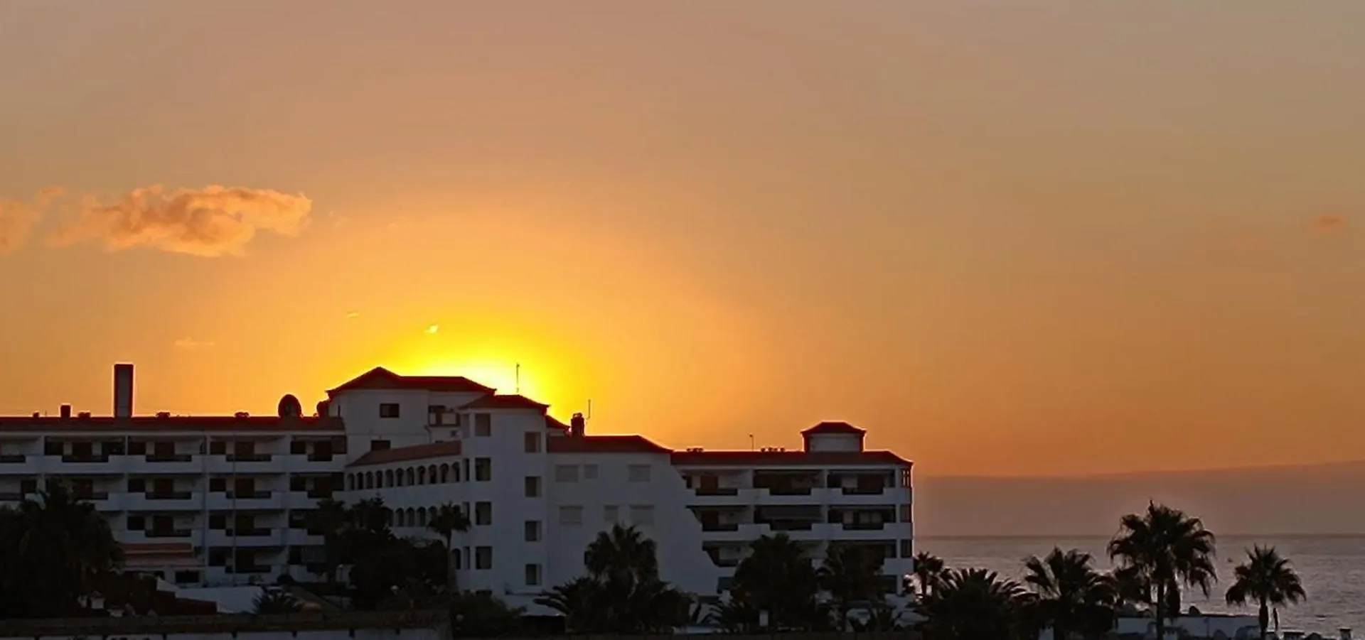 Ladybug Ocean View Apartment Costa Del Silencio